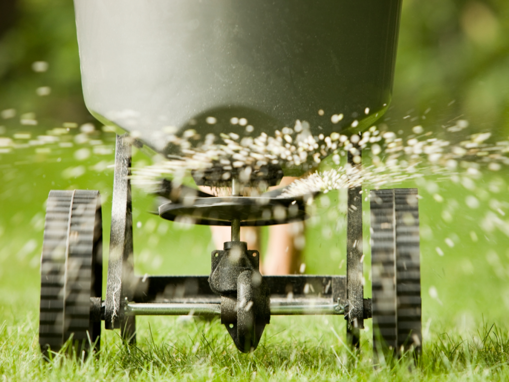 Lawn Care Tool: Fertilizer Spreader