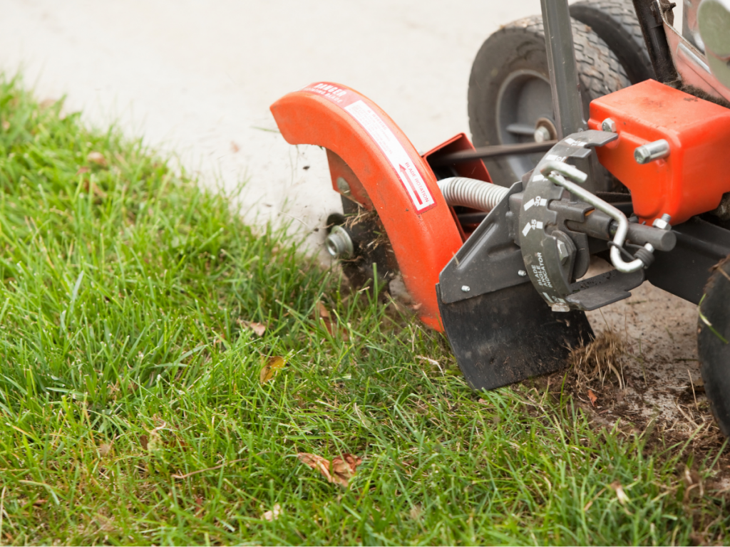 Lawn Care Tool: Lawn Edger