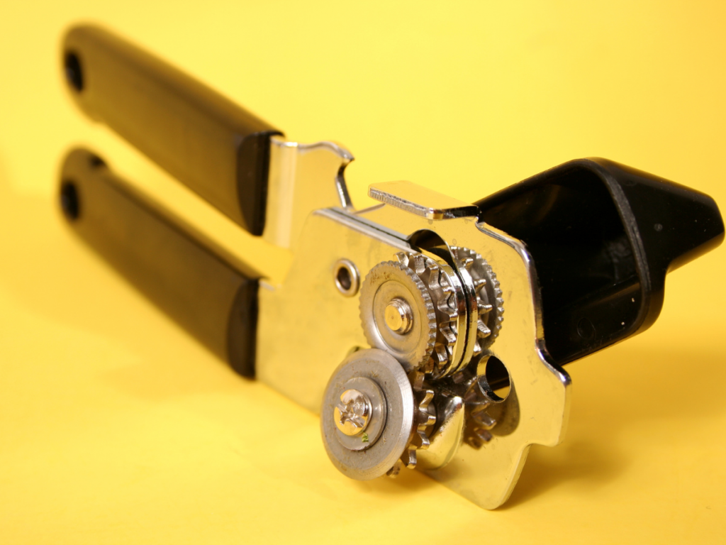 Kitchen Essentials: A picture of a can opener